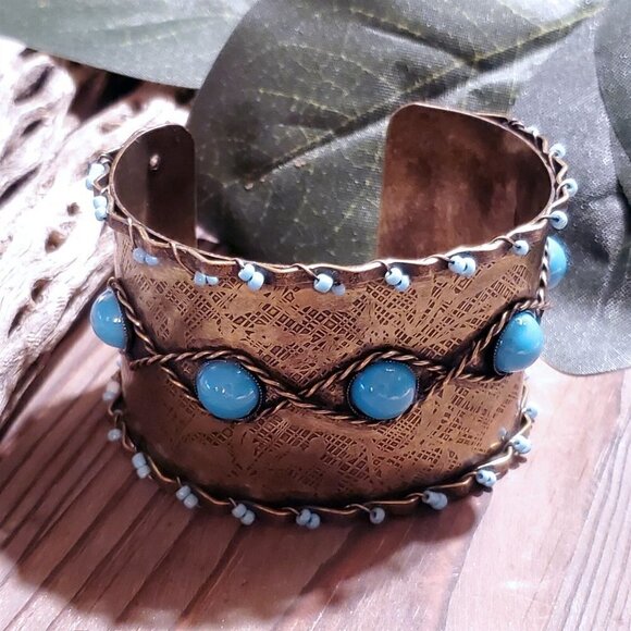 Antique Bronze Etched Twisted Wire Turquoise Blue Glass Cabochons Cuff Bracelet - Picture 3 of 5